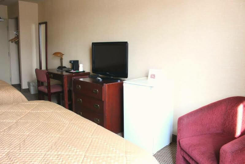 Econo Lodge City Centre Кінгстон Екстер'єр фото